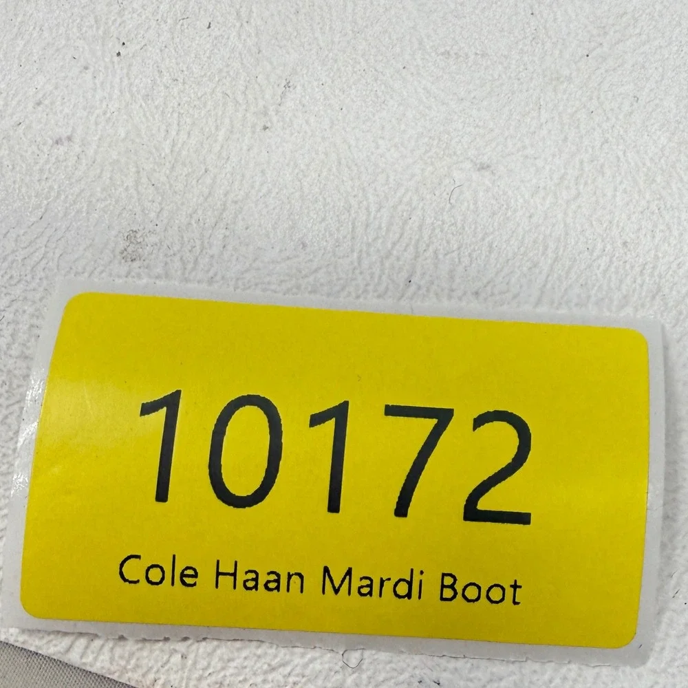 Cole Haan Mardi Womens Moc Toe Black Suede Leather Boot Boho Hipster Money 8B